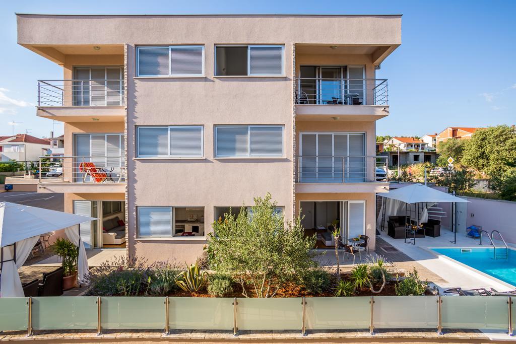Apartment Falcon Stari Grad  Room photo